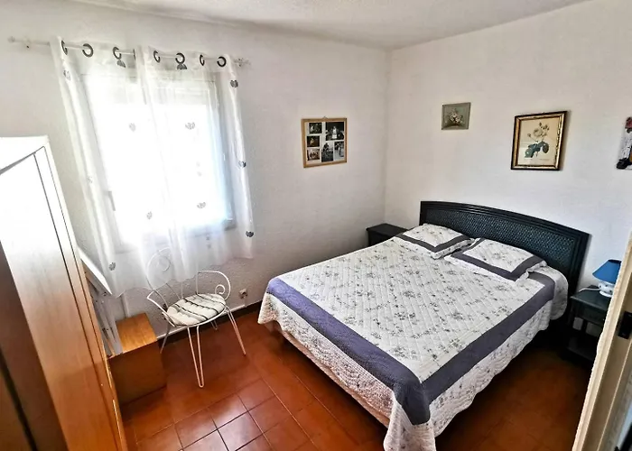 Appartamento 011 Beau Bord De Avec Parking Et Piscine Agde